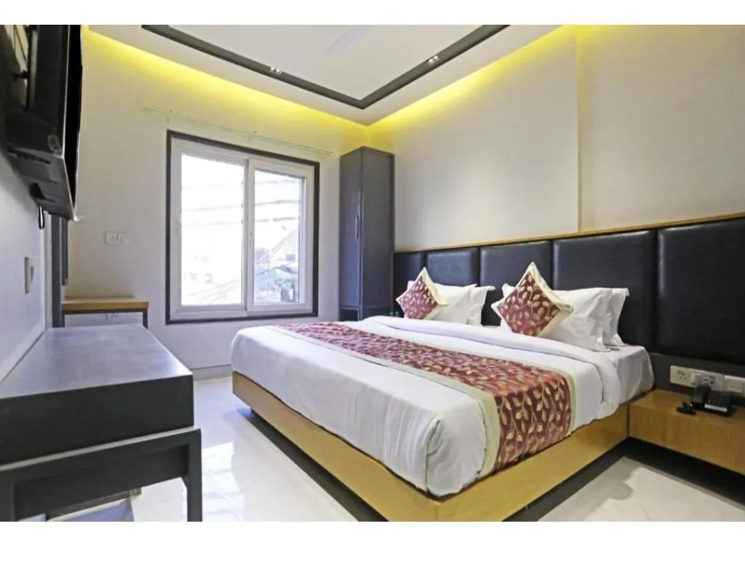 Hotel Sweet Palace In New Delhi